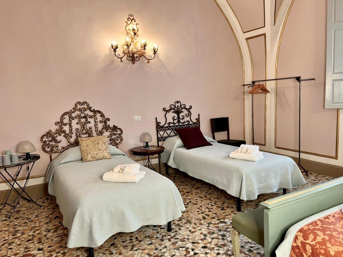 In The Center Of Florence Hotel Екстериор снимка